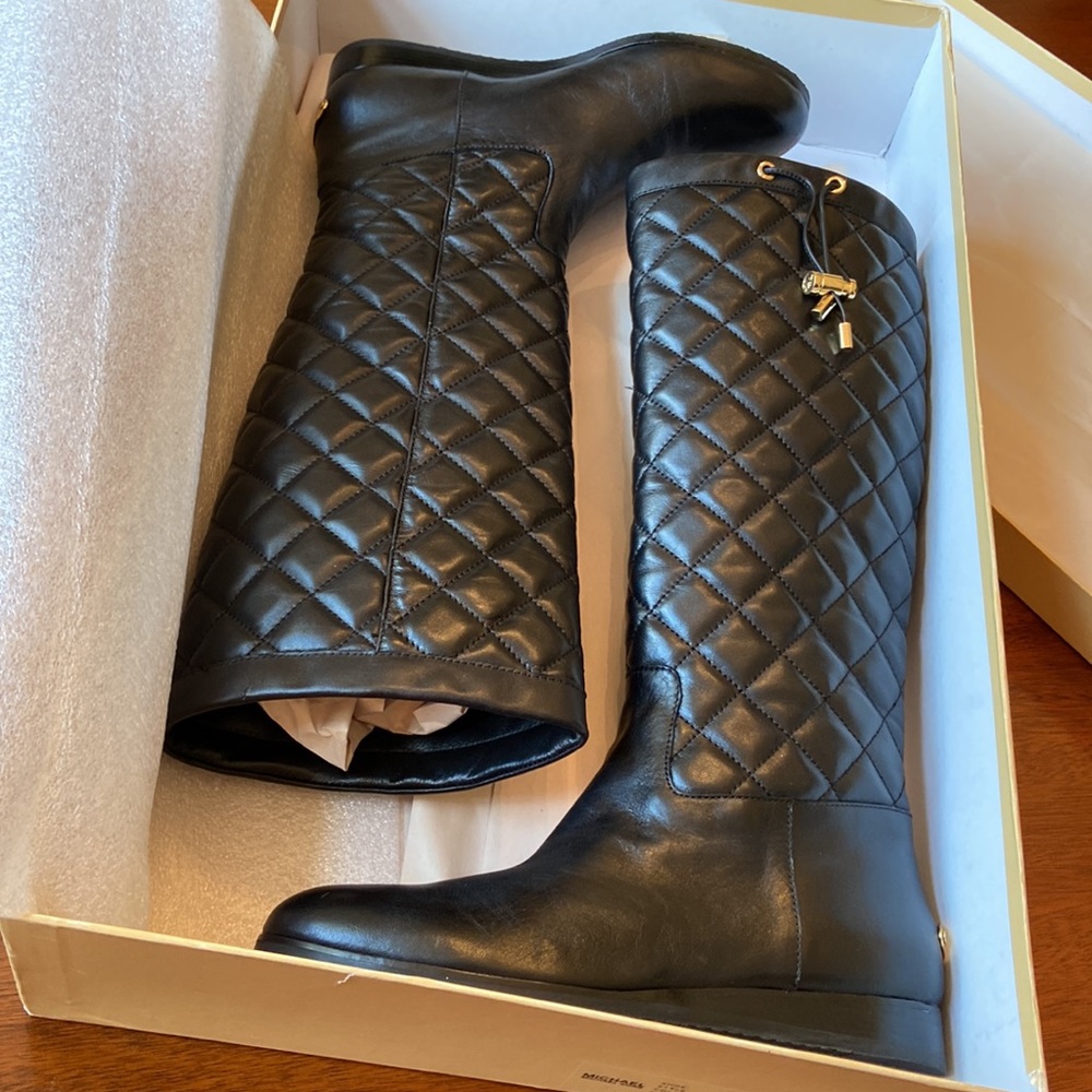 Michael Kors Black Quilted Leather boots